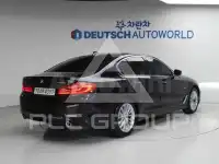 2018 BMW 523
