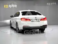 2018 BMW 523