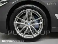 2018 BMW 523
