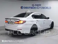 2018 BMW 523