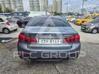 2018 BMW 523