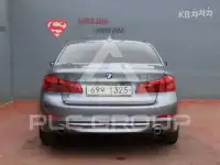 2018 BMW 523
