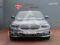 2018 BMW 523