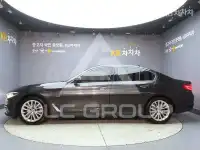 2018 BMW 523