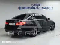 2018 BMW 523