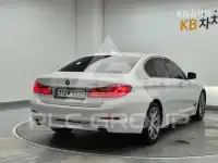 2018 BMW 523