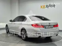 2018 BMW 523