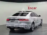 2018 Jaguar XF