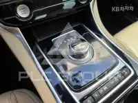 2018 Jaguar XE