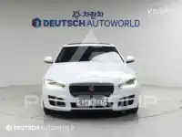 2018 Jaguar XE