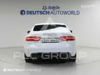 2018 Jaguar XE