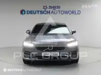 2018 Volvo S90