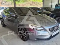 2018 Volvo V40