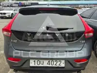 2018 Volvo V40