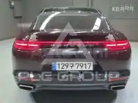 2018 Porsche Panamera