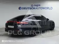 2018 Porsche Panamera