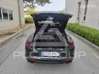 2018 Porsche Panamera