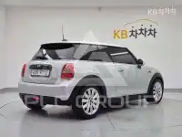 2018 Mini COOPER