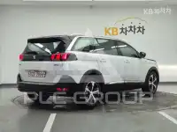 2018 Peugeot 5008
