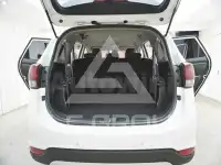 2018 KIA Carens