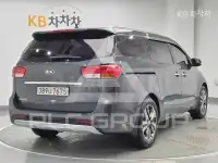 2018 KIA Carnival