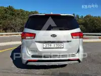 2018 KIA Carnival