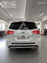 2018 KIA Carnival