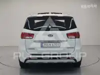 2018 KIA Carnival