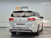 2018 KIA Carnival