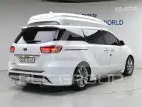2018 KIA Carnival
