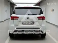 2018 KIA Carnival