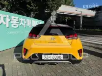 2018 Hyundai Veloster