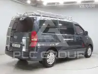 2018 Hyundai Starex