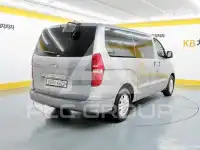 2018 Hyundai Starex
