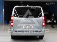 2018 Hyundai Starex
