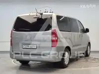 2018 Hyundai Starex
