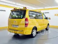 2018 Hyundai Starex
