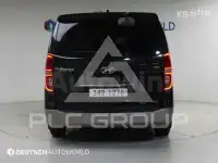 2018 Hyundai Starex