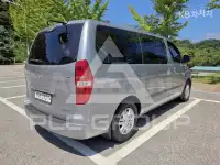 2018 Hyundai Starex