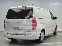 2018 Hyundai Starex