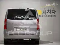 2018 Hyundai Starex