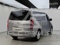 2018 Hyundai Starex