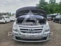 2018 Hyundai Starex