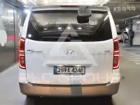 2018 Hyundai Starex