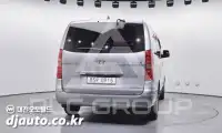 2018 Hyundai Starex