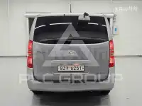 2018 Hyundai Starex