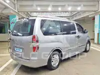 2018 Hyundai Starex