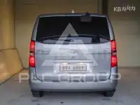 2018 Hyundai Starex
