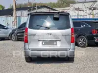 2018 Hyundai Starex