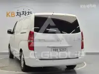 2018 Hyundai Starex